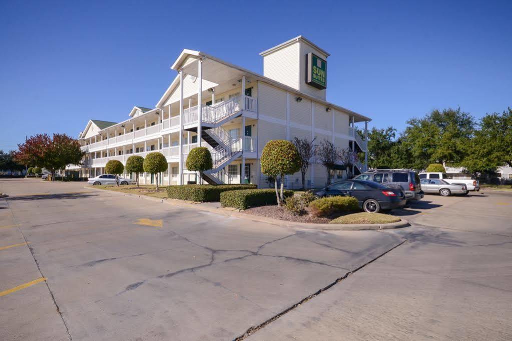 Intown Suites Extended Stay Houston Tx - Westchase Εξωτερικό φωτογραφία