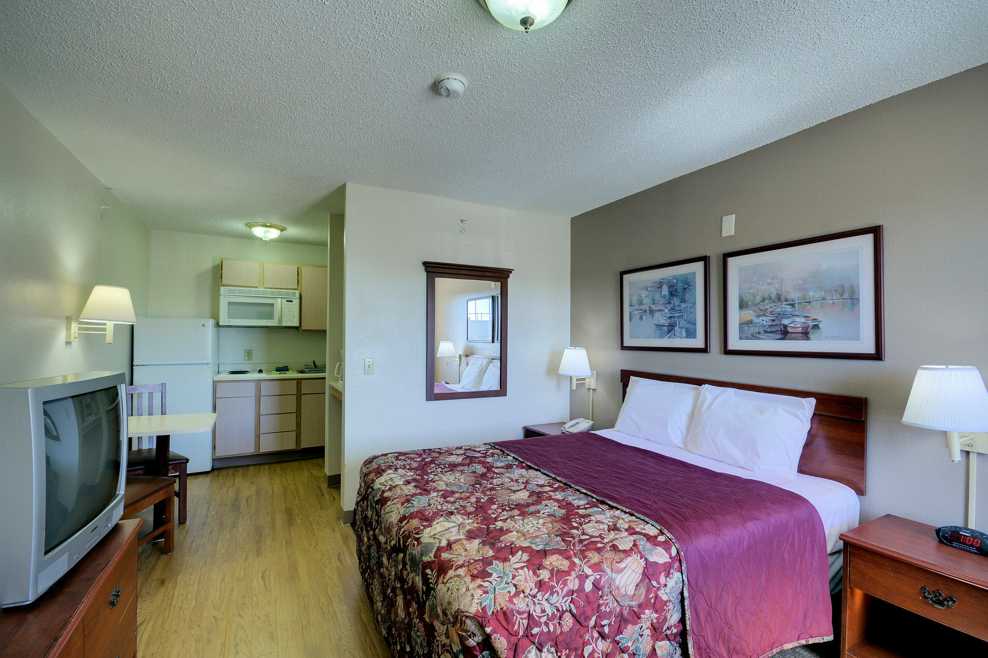 Intown Suites Extended Stay Houston Tx - Westchase Εξωτερικό φωτογραφία